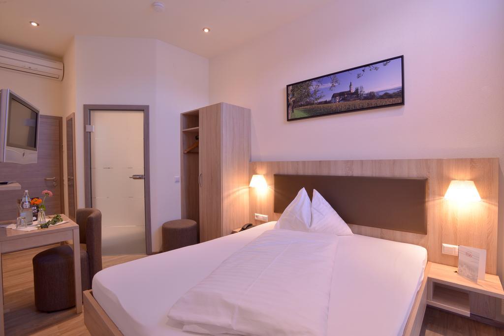 Gasthof Ziegler Hotel & Restaurant Λιντάου Εξωτερικό φωτογραφία