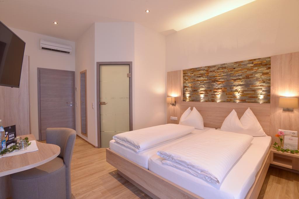 Gasthof Ziegler Hotel & Restaurant Λιντάου Εξωτερικό φωτογραφία